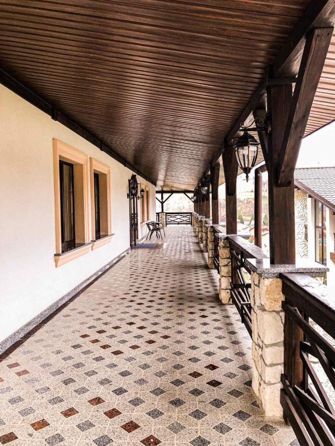 Гостиничный комплекс Двор Княжей Короны Славское Экстерьер фото