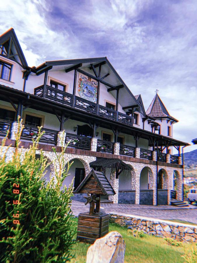 Гостиничный комплекс Двор Княжей Короны Славское Экстерьер фото